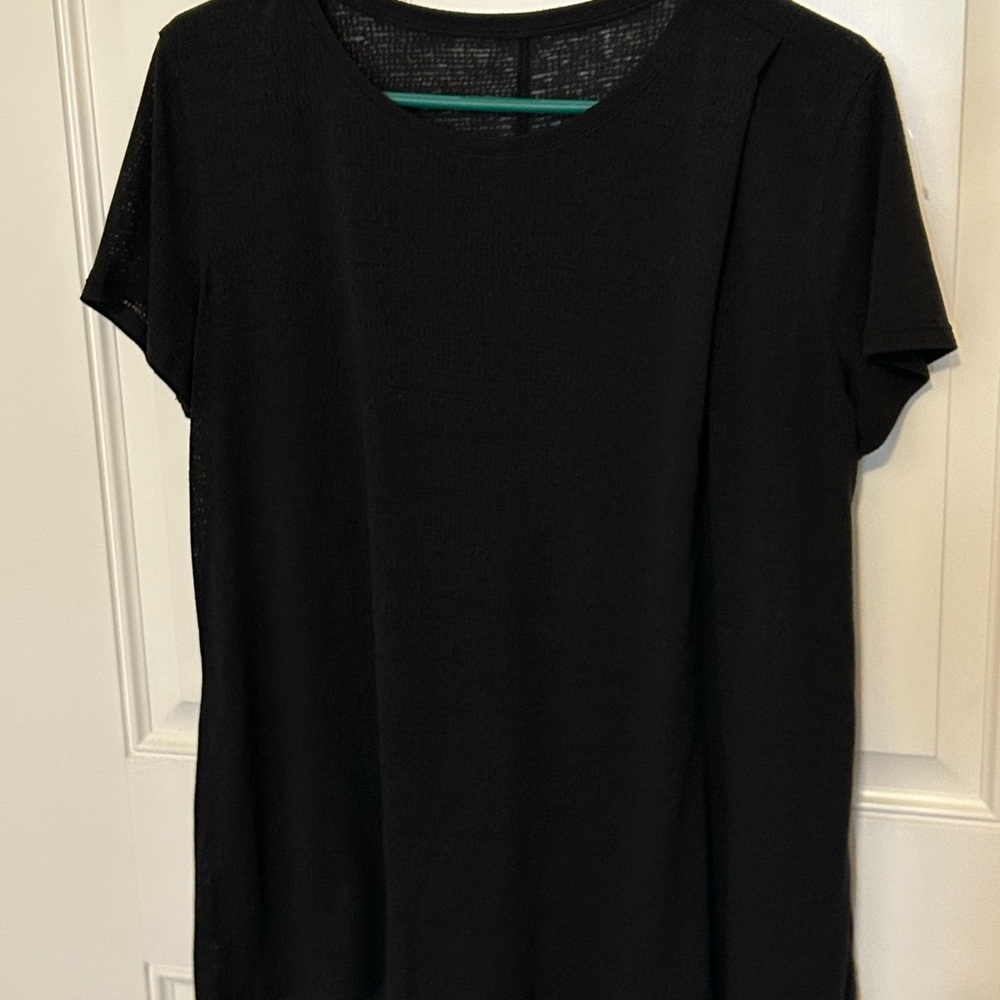 Lululemon Athletica cross back - Black Short Sleeve Tee